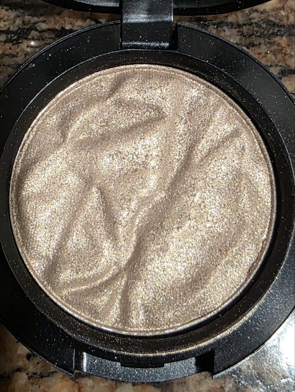⭐️RARE⭐️ Vintage MAC, Foiled Shadow, Fairy Land